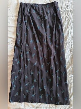 Eddie Bauer Floral Printed Midi Skirt with Blue Flowers
